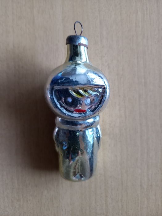 Елочная игрушка СССР. Космонавт.