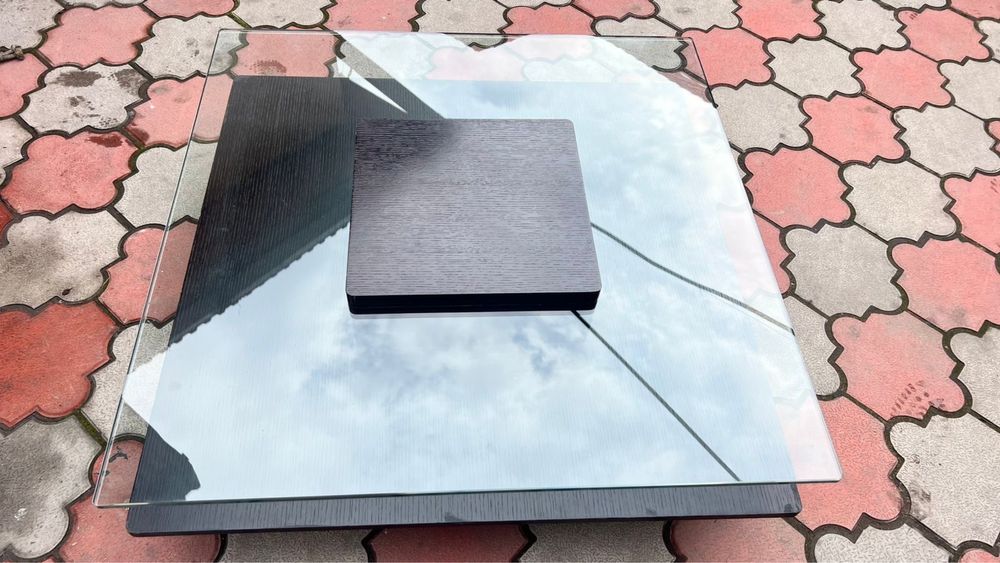 Столик журнальный стекло