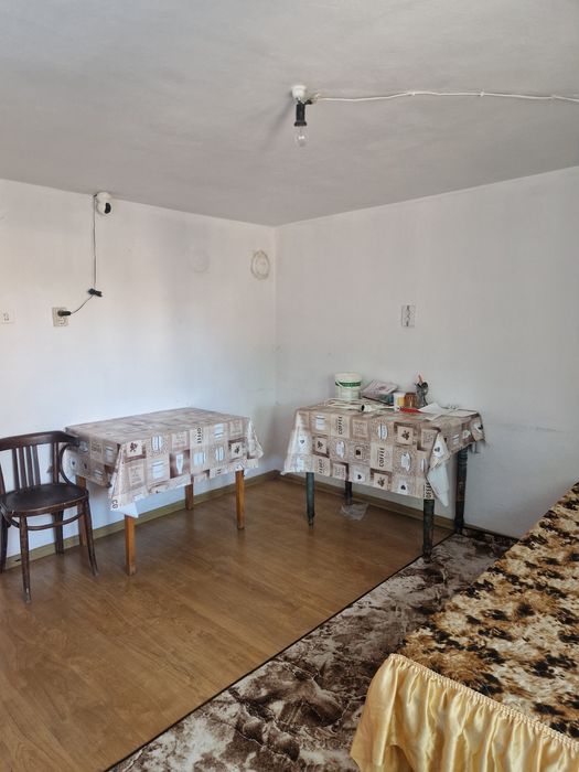 Къща на два етажа