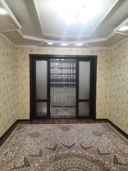 Срочно продаётя Юнусабад-18  3/2/4  кирпич, с оличном евроремонтом.