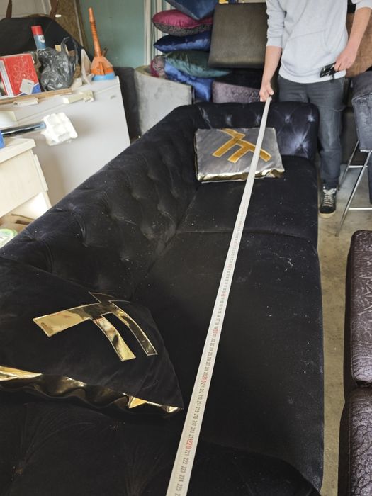 Кресла и дивани чисто нови