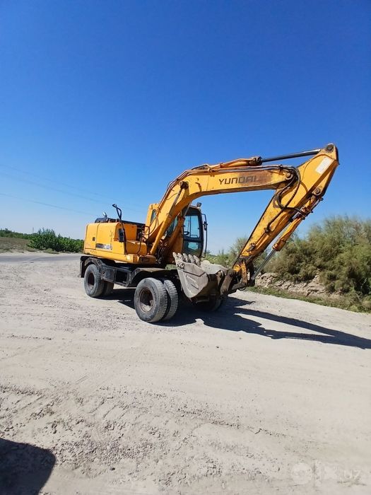 Hyundai 1400 sotiladi