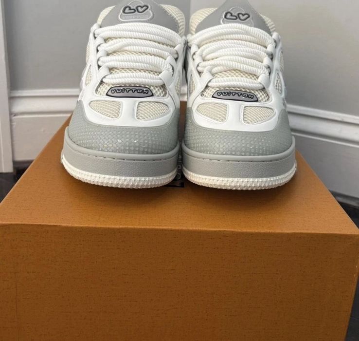 louis vuitton skates grey and white
