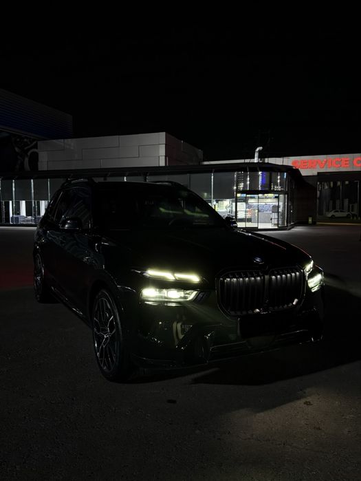 BMW X7 i40