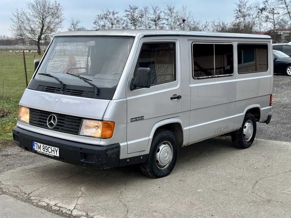 Mercedes 100 Mb, 2.4 diesel, 75 Cp, an 1994, 8+1 locuri