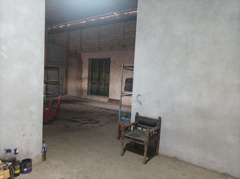 Uy sotiladi 20 sotih