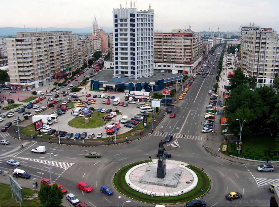 Ocazie Unica-Vanzarea Centrului Comercial Luceafarul din Orasul Bacau