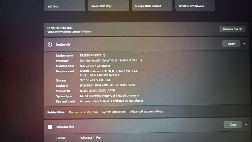 Laptop Gaming HP Victus 15 Alb - RTX 3050, i5-12450H, 16GB RAM, Windows 11 Pro
