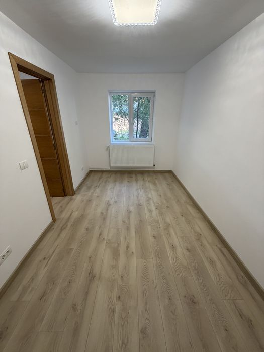 Vand Apartament 2 Camere