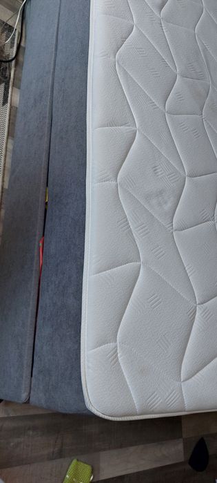 Un.pat Boxspring 160x200 cu somiera in stare f buna