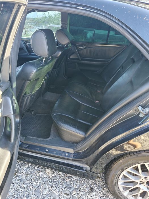 Мерседес 210 3.2