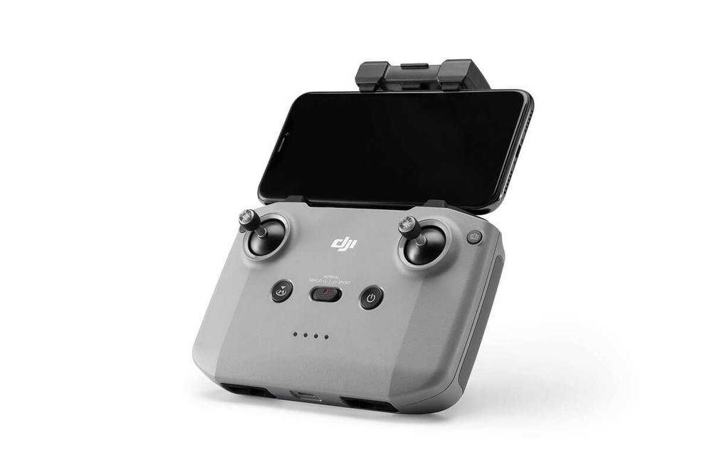 Дрон DJI Mavic Air 2 Fly More Combo