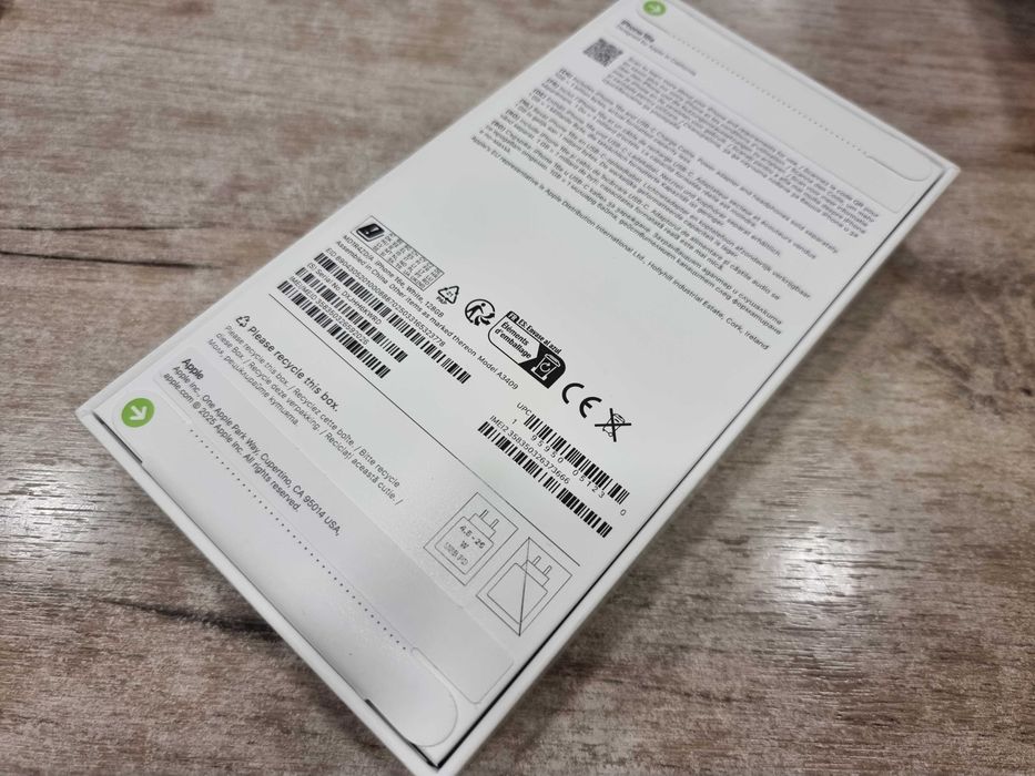 Apple iPhone 16e, 8GB, 128GB, Неразпечатан!