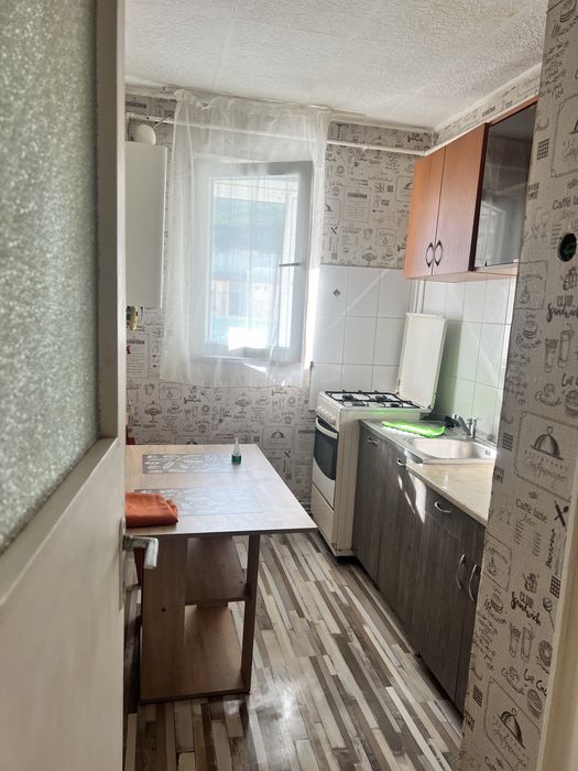 Inchiriez apartament 2 camere