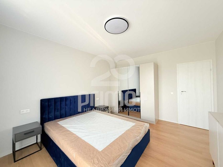 Дава се под наем Тристаен апартамент в София, Витоша - 120 кв.м за 1000 € - Снимка #1