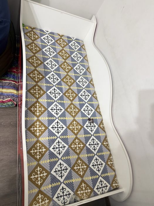 Кровать детская срочно!