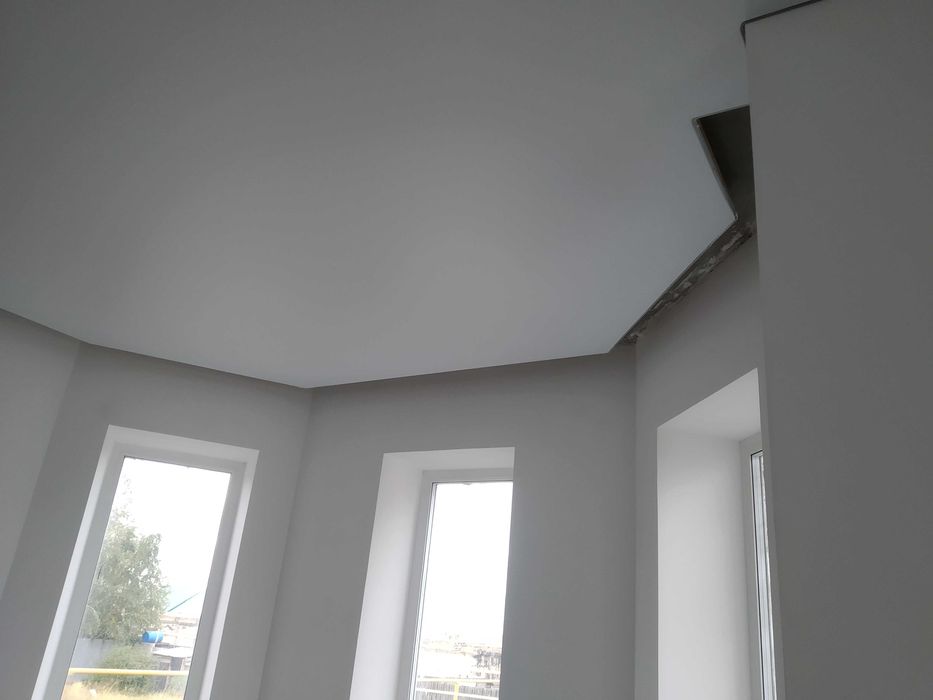 Натяжные потолки по 1300