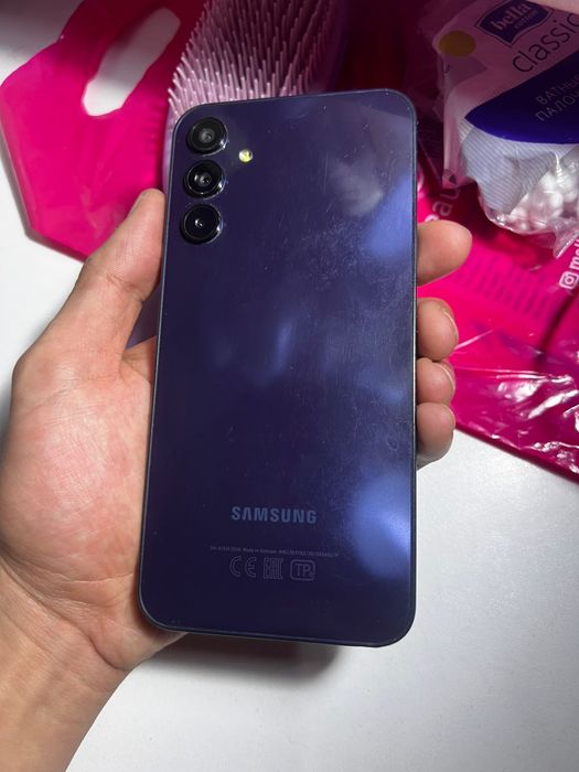 Продам Самсунг А15