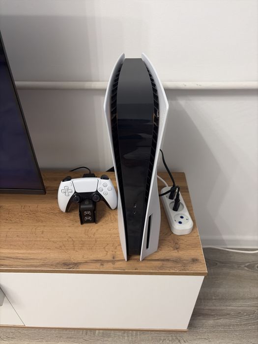 Продам SonyPlaystation 5