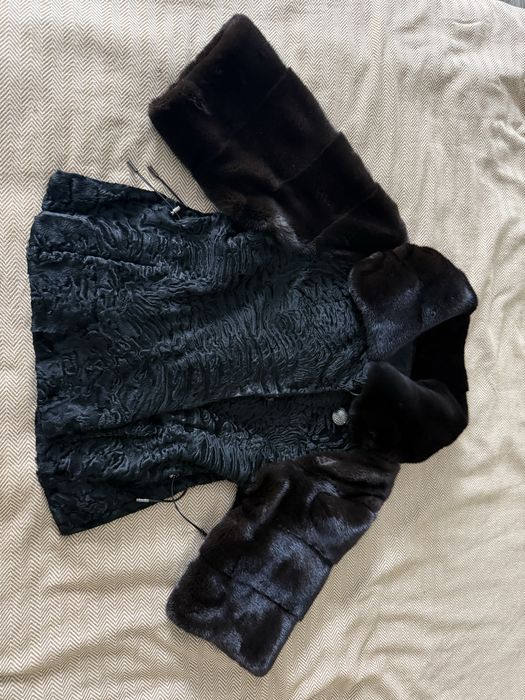 Шуба каракуль с норкой