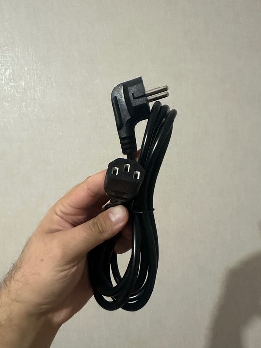 Сетевой кабель питания