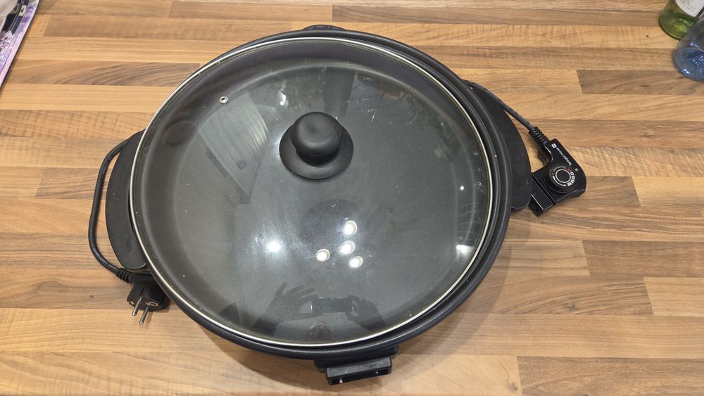 Продавам електрически тиган Tarrington Housee