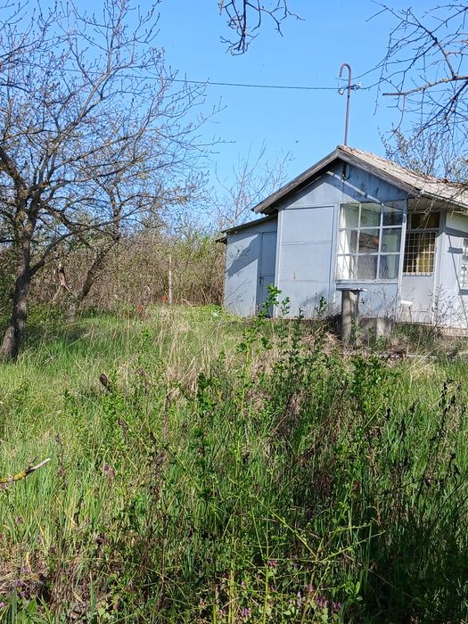 Вила за продажба