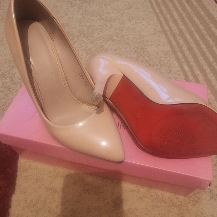 Туфли новая 33 размер