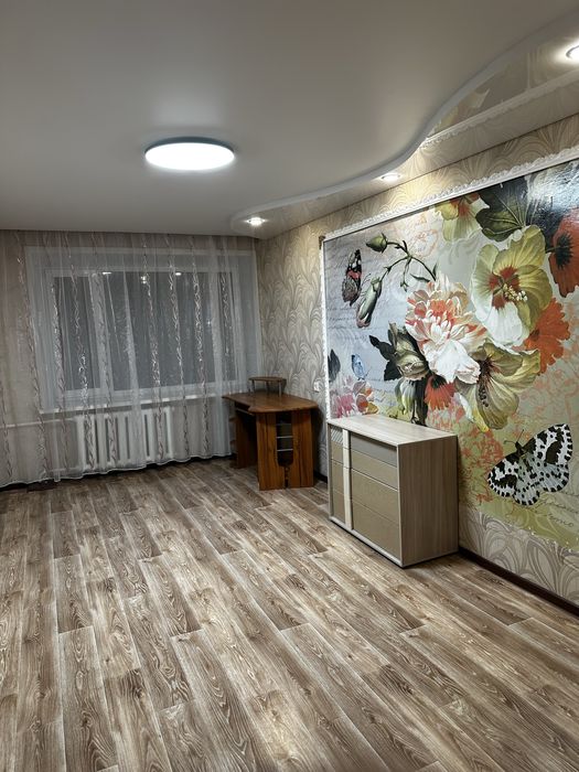 Продам 2 ком квартиру в 3-16 (5 этаж)