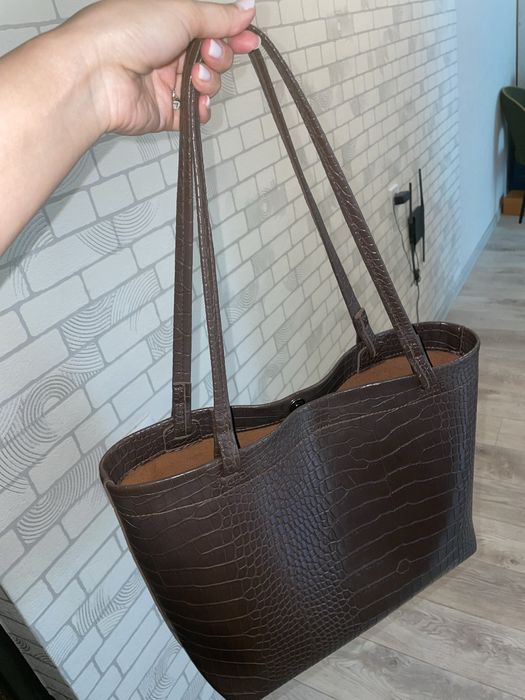 Сумка обьемная за 1500т.