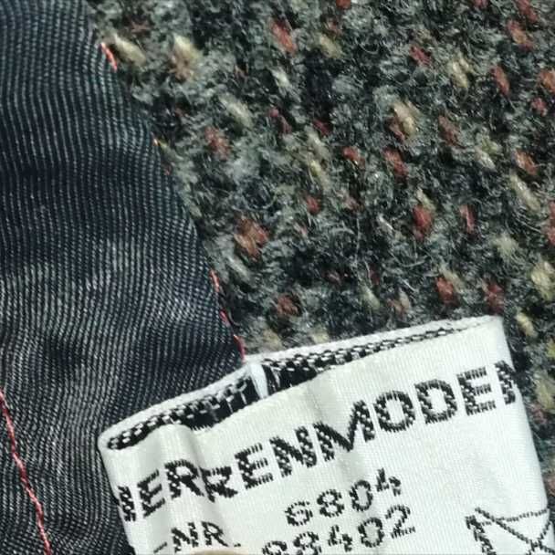 Продается  пальто  и  плащь