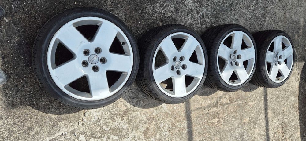 Джанти с гуми за Audi 5.112 18