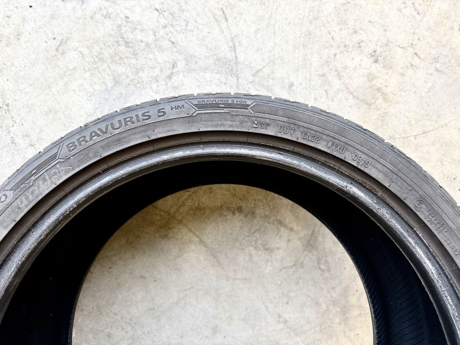 Anvelope vara 255.35.19’