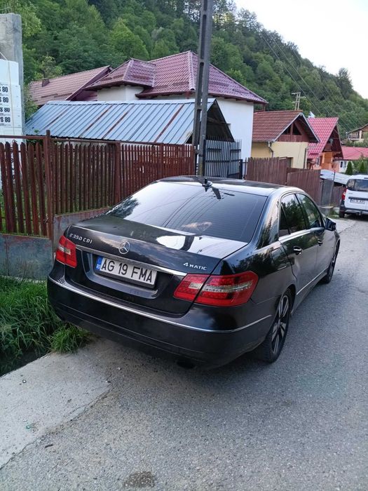 Mercedes E350 4matic 2010