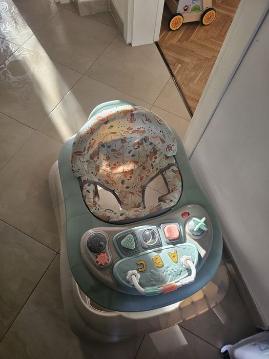 Проходилка kikkaboo