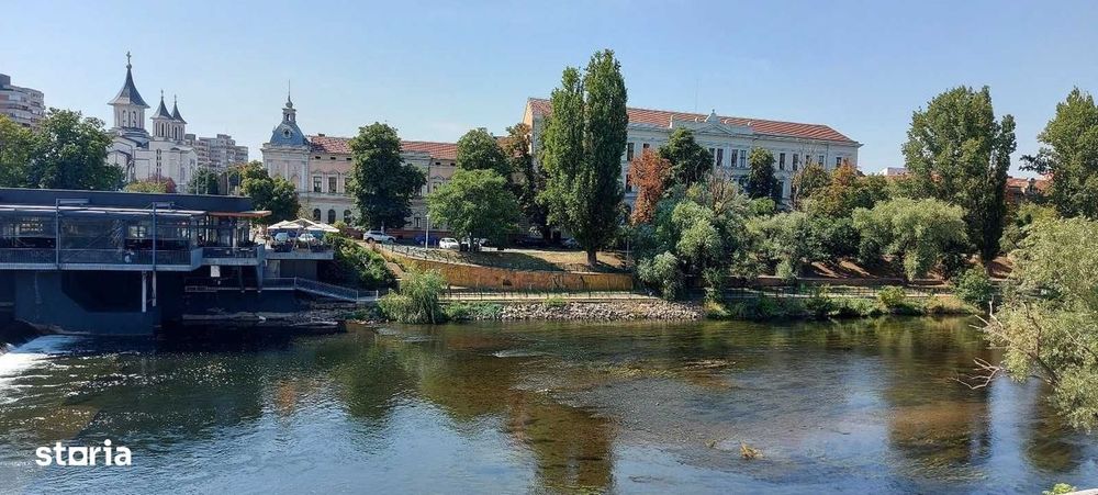 Apartament de închiriat central