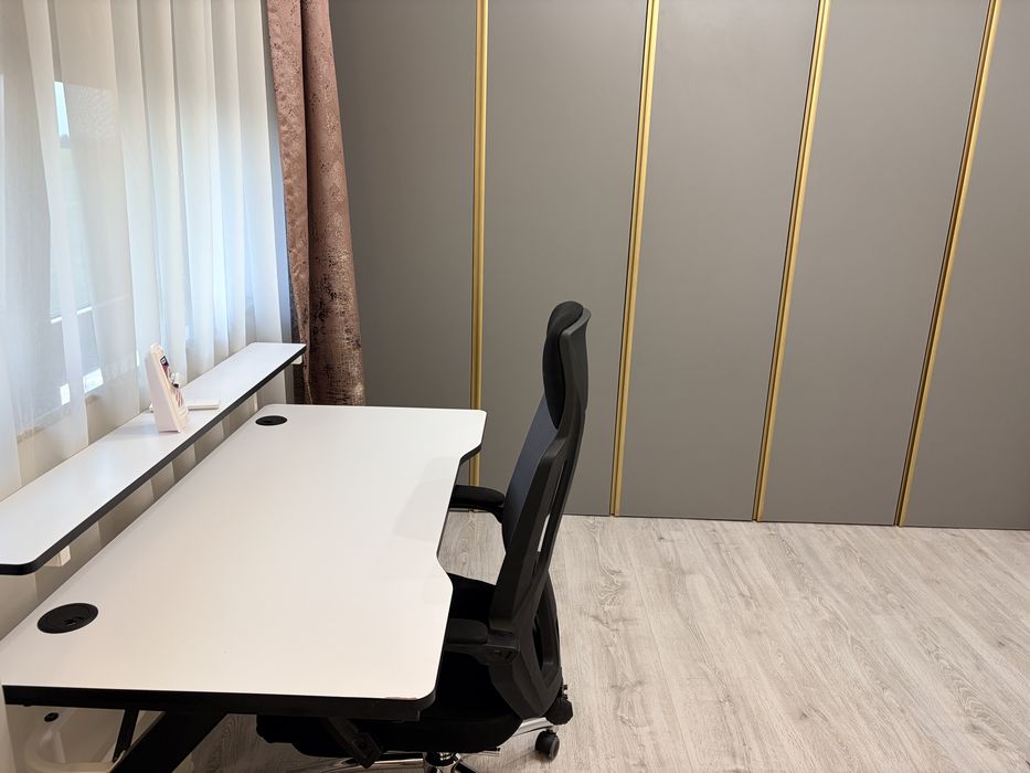 Inchiriere apartament 3 camere + boxa demisol + loc parcare cu statie de incarcare electrica, Cartier Magnolia Village Paulesti