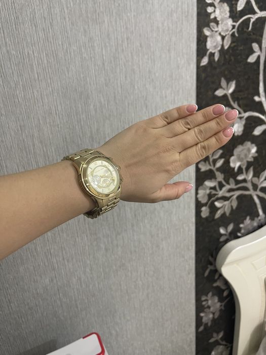 Часы Michael Kors