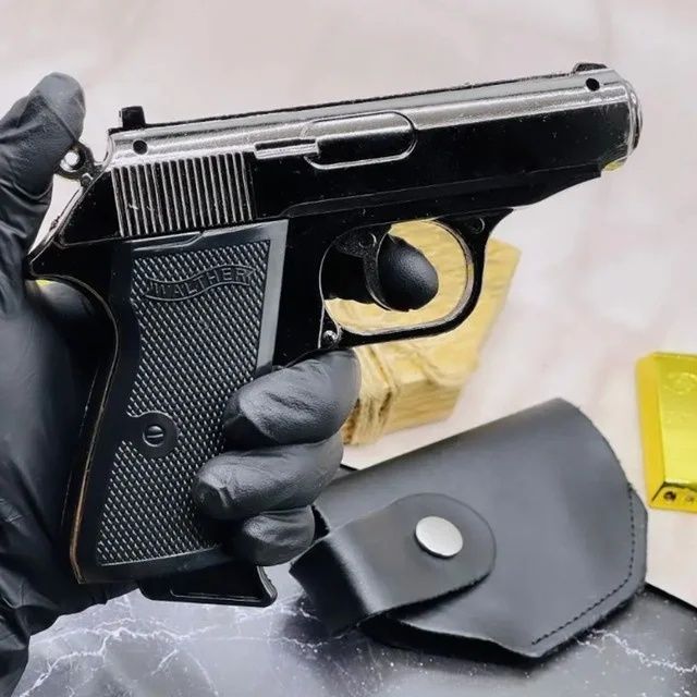 Пистолет зажигалка. Читайте текст объявления