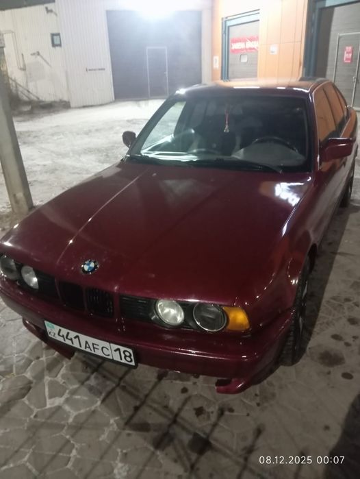 Бмв е34.          .