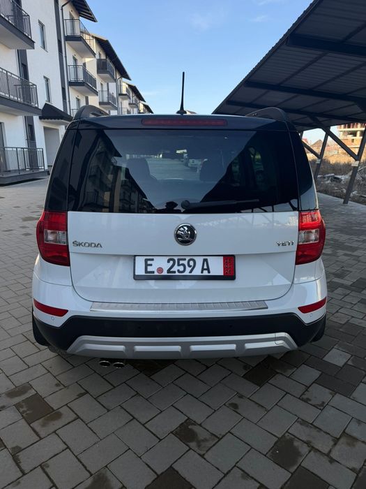 Skoda Yeti OUTDOOR AMBITION 1.6 TDI DSG
Plafon Panoramic Revizie Total