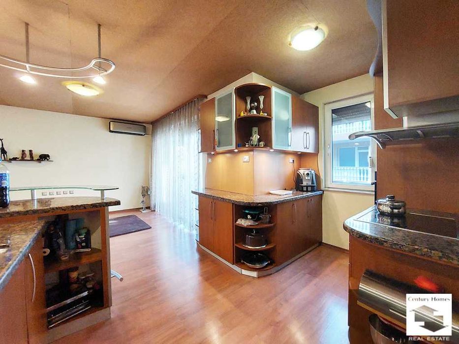 Продава се Многостаен апартамент в Велико Търново, Център - 184 кв.м за 2256 €/кв.м - Снимка #4