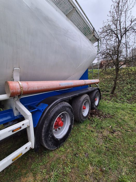 Silo! Spitzer! Feldbinder! Cimentruc! Cimentruck! Kompresor! Ghh! Rti!