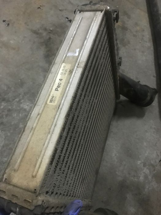 радиатор интеркулер Vw Touareg 3.0tdi