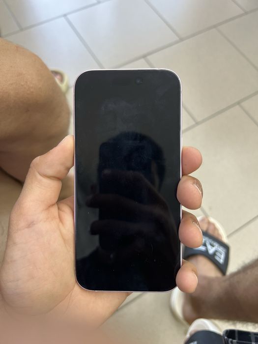 Iphone 15, schimb 87% bat 128gb