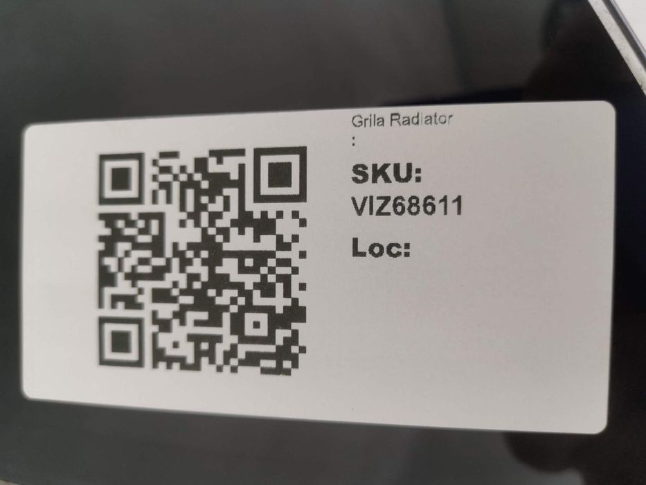 Решетка Радиатор Мазда 6 / Mazda 6 Оригинална Повредена