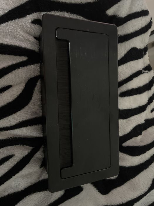 Блок розеток стольный