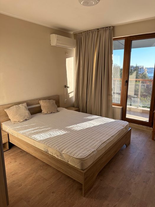 Дава се под наем Тристаен апартамент в Варна, Бриз - 110 кв.м за 700 € - Снимка #2