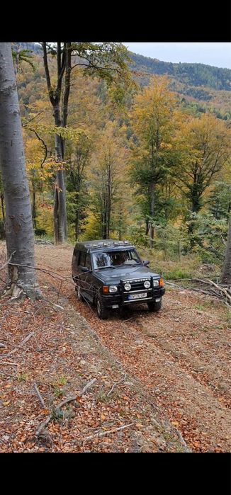 Bullbar / bara protectie- scut- universal cu 8 proiectoare incluse