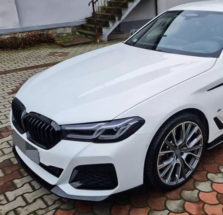 Prelungire lip spoiler bara fata BMW Seria 5 G30 LCI negru lucios